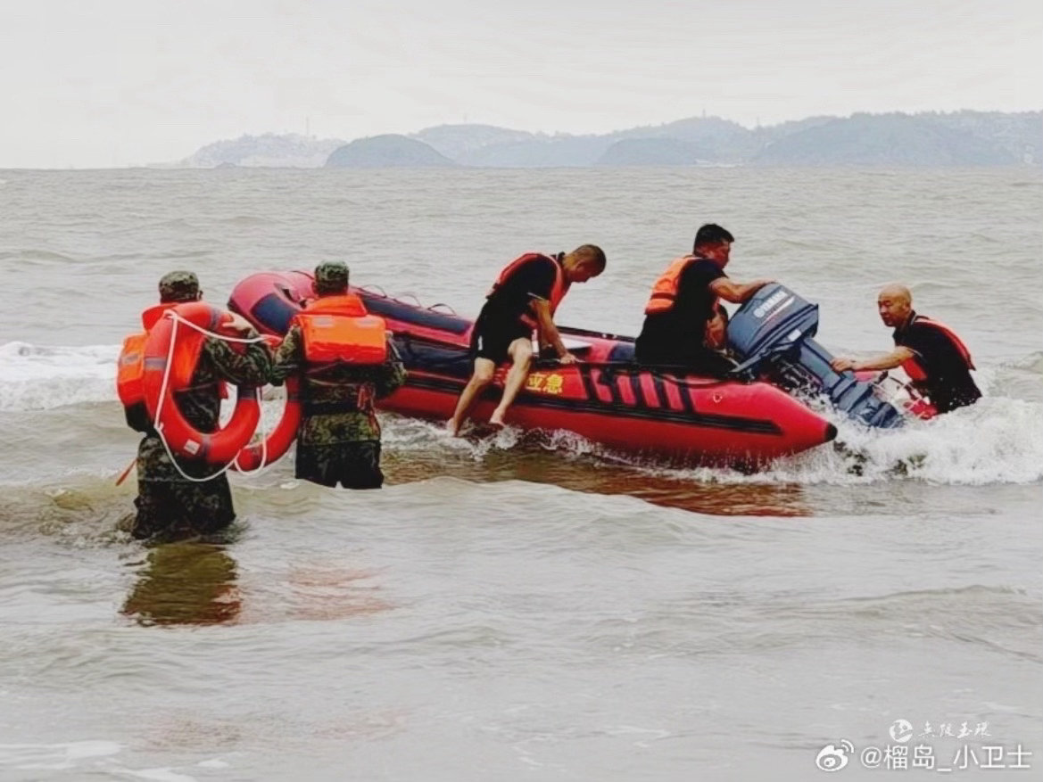 防汛救援联合演练台州玉环筑牢沿海安全防线为有效应对台风暴雨叠加灾害风险，玉环开展
