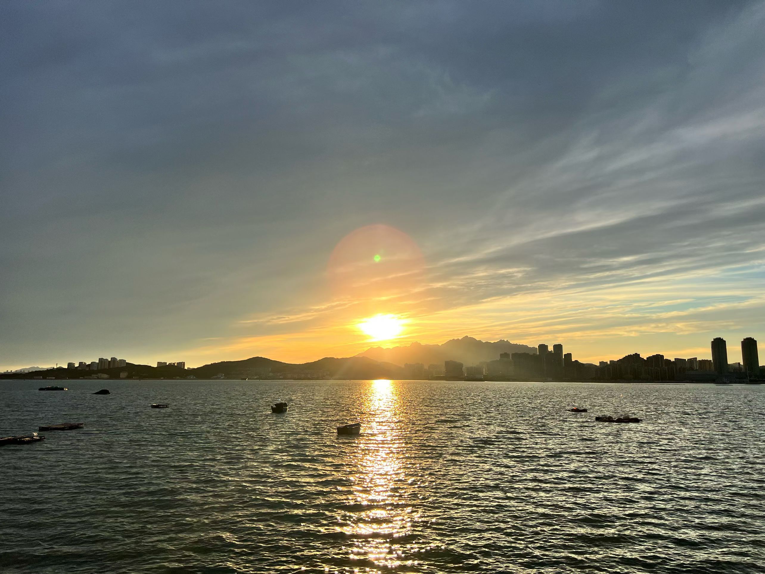 看山看海游戏人间今天的晚霞值得最美晚霞风景摄影