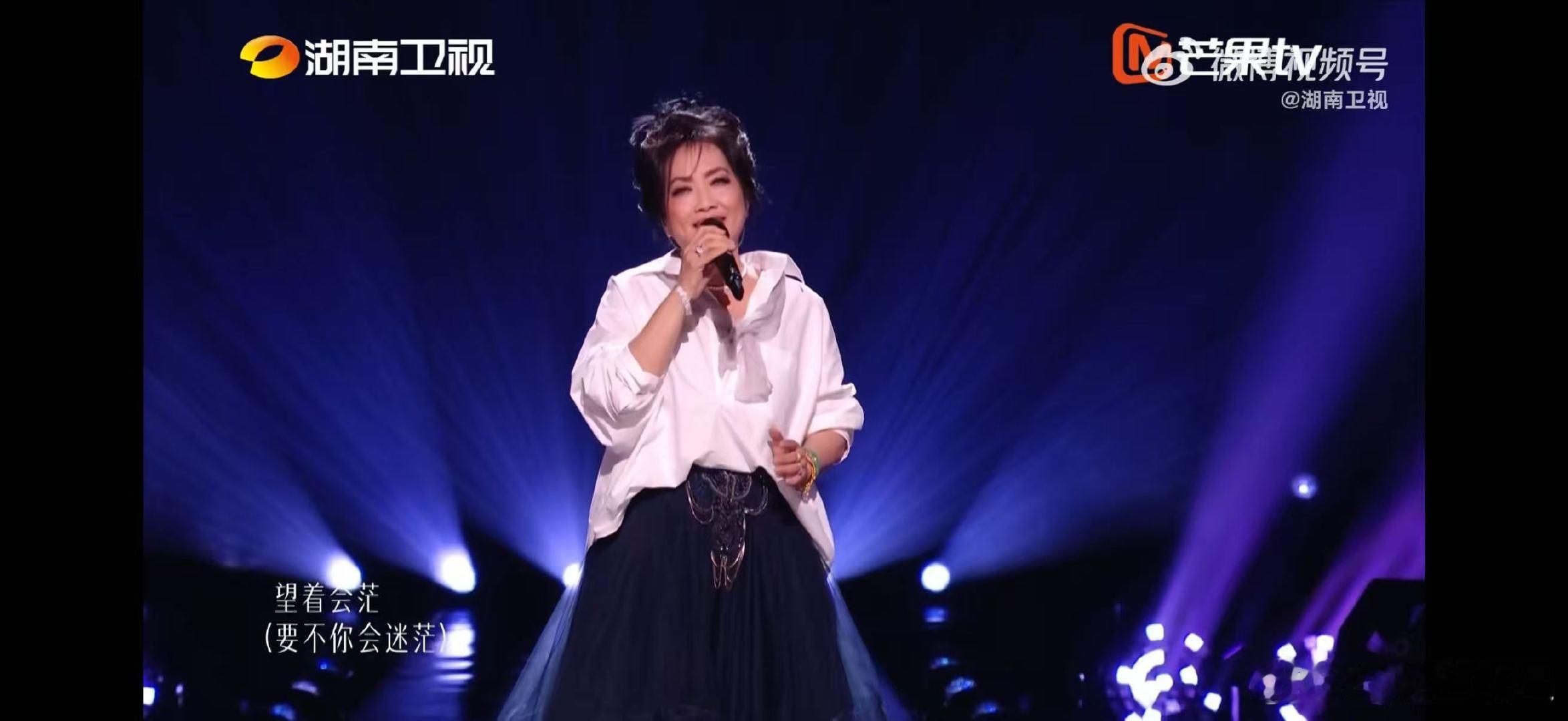 歌手排名齐豫粤语和闽南语都好温柔难得一见的曲目融合舞台，齐豫切换粤语与闽南语，缓
