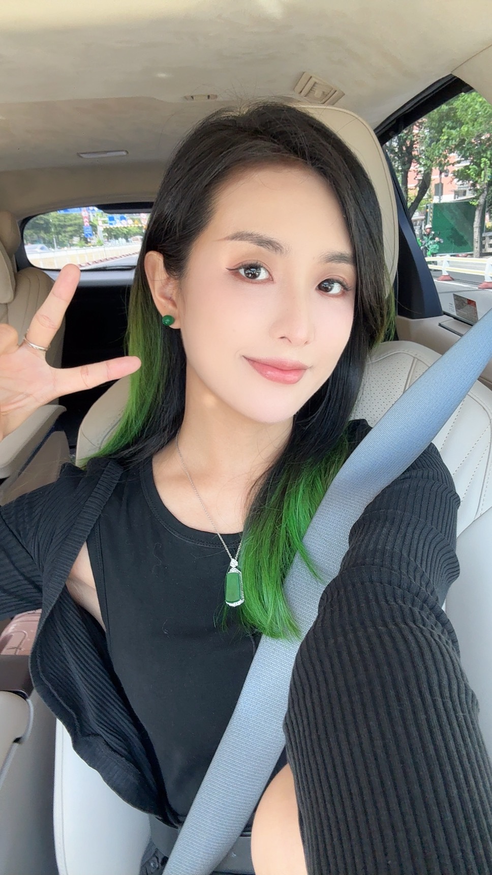 中秋快乐呀 猜猜这是什么车  ​​​