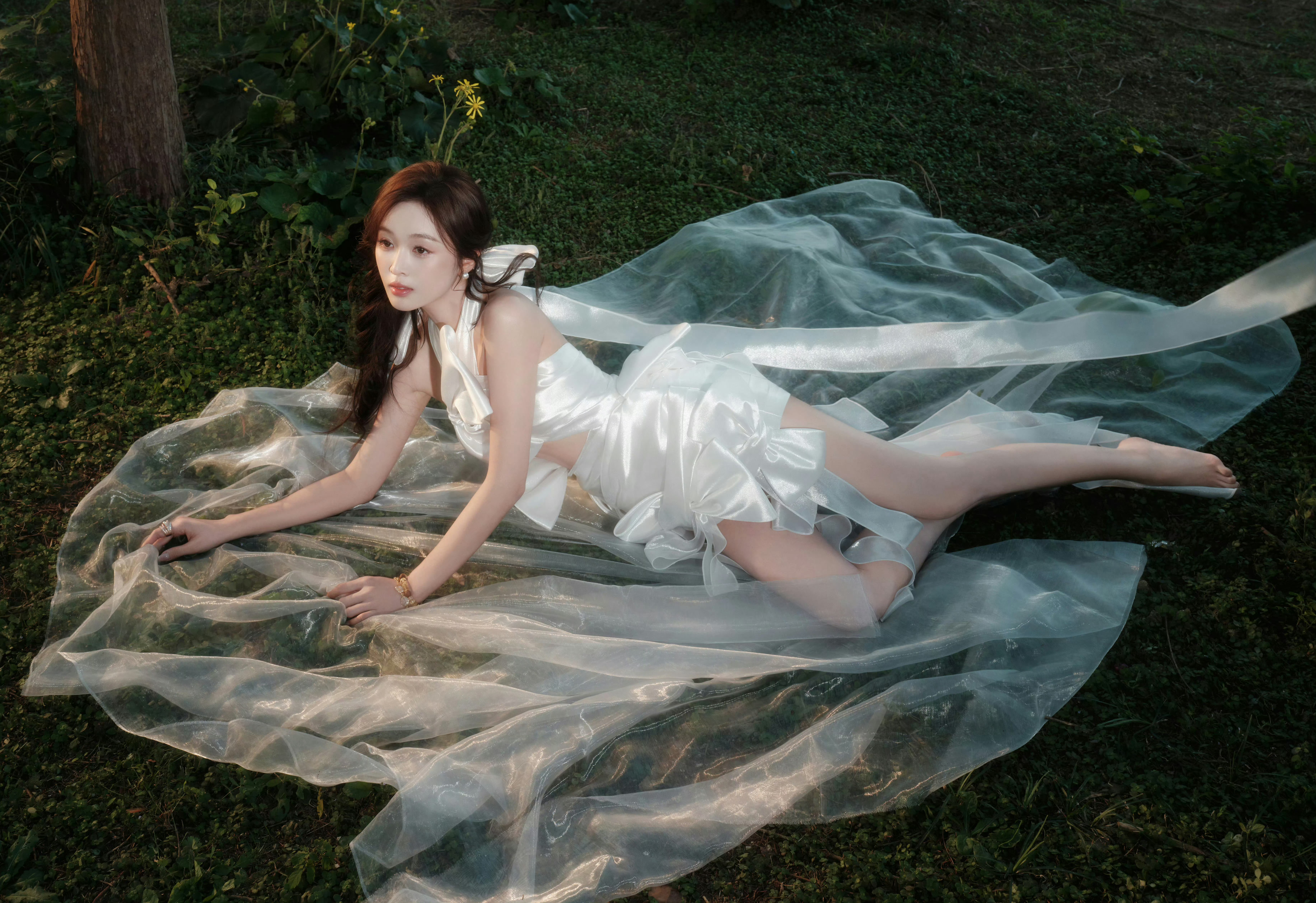 感觉吴宣仪一直都挺嫩的