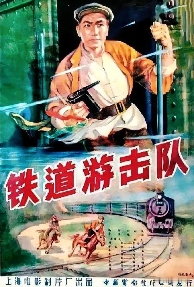 ⚖️舆论吵翻🔥郭德纲改编红歌，仅仅是舞台搞笑吗？
 
近期郭德纲改编红歌成为网