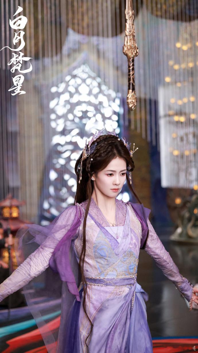 白烁聚五念神力破隐心禁制  白烁谣言四起仙妖对峙 谣言引发仙妖紧张对峙，白烁聚五