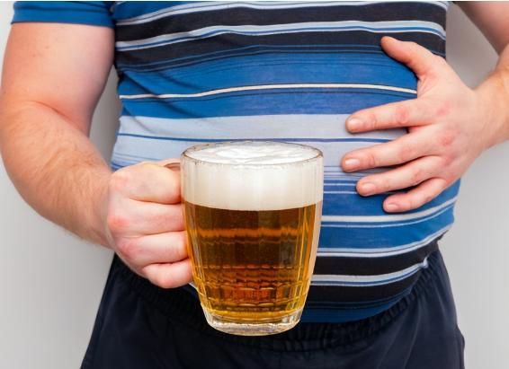 医生坦言：男性若长期不喝酒，用不了多长时间，身体或有4个变化

酒停一段时间，最