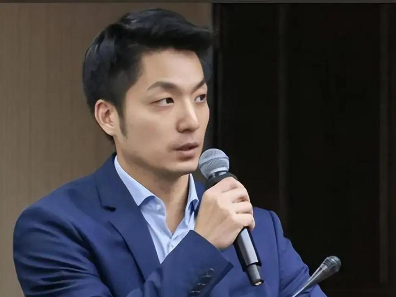 蒋万安长子蒋得立入选台北市国际交换学生计划遭质疑，教育局称符合条件皆可报名

9