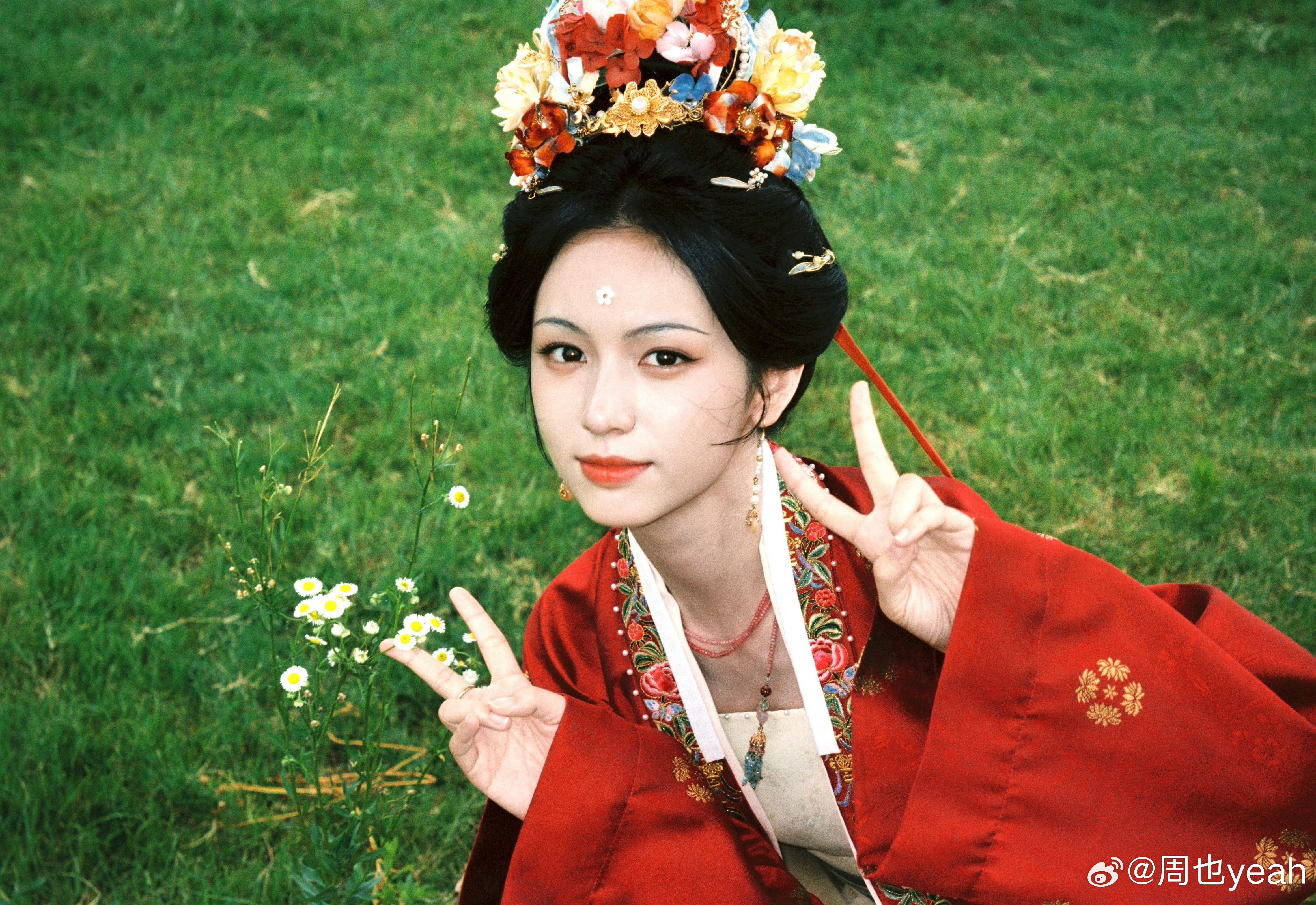 周也三十六宫格周也发了36宫格 周也发了36宫格 好美萌 ​​​