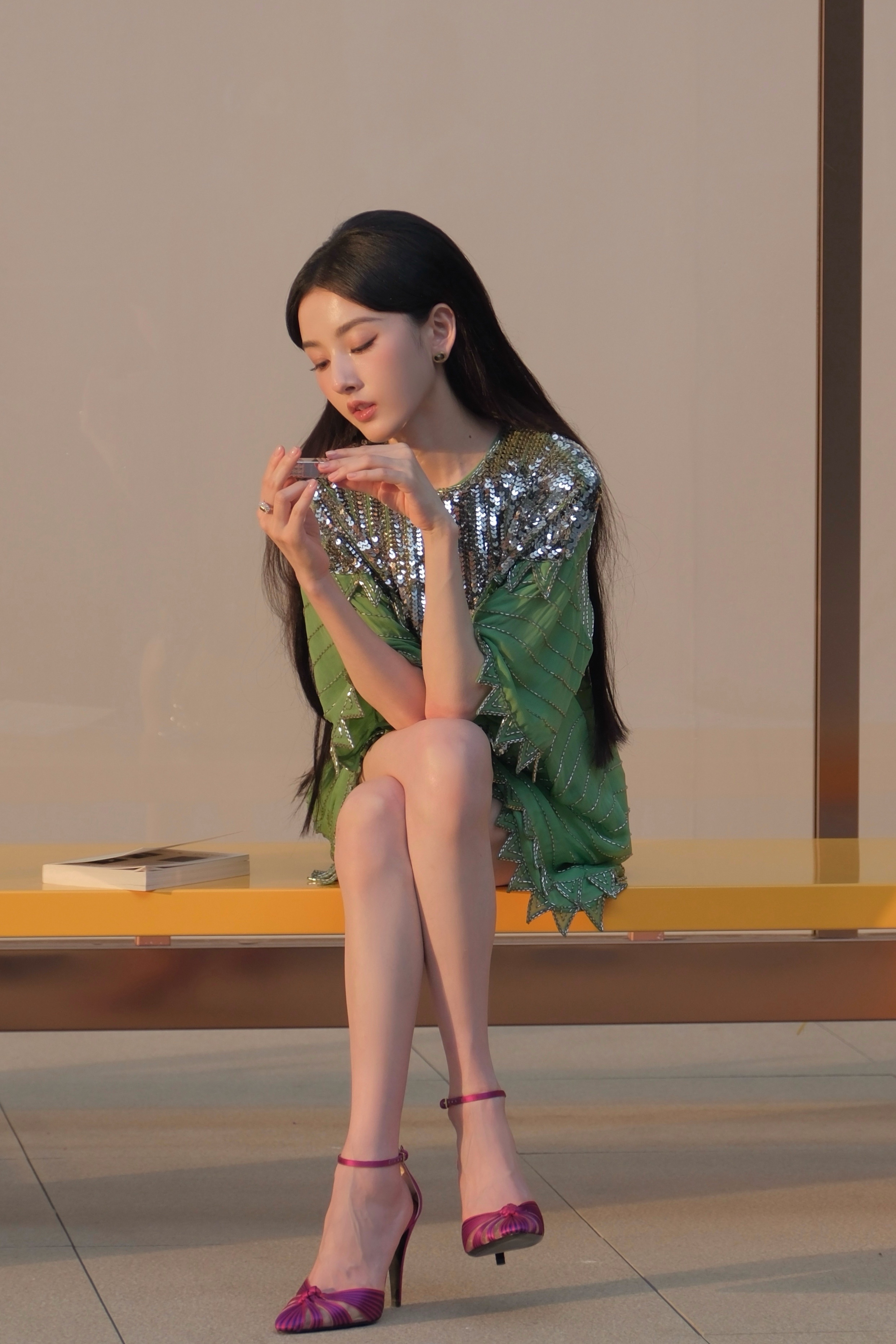 👠宋祖儿✖️Valentino美妆 