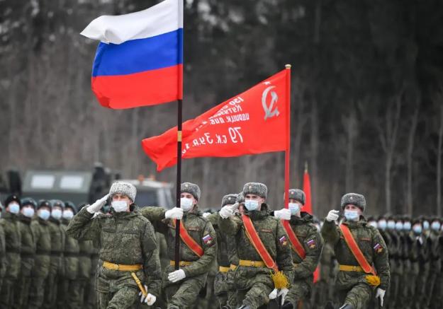 俄乌战争打了这么久还不停？真相扎心了：有人靠战争赚得盆满钵满！

为什么俄乌战场