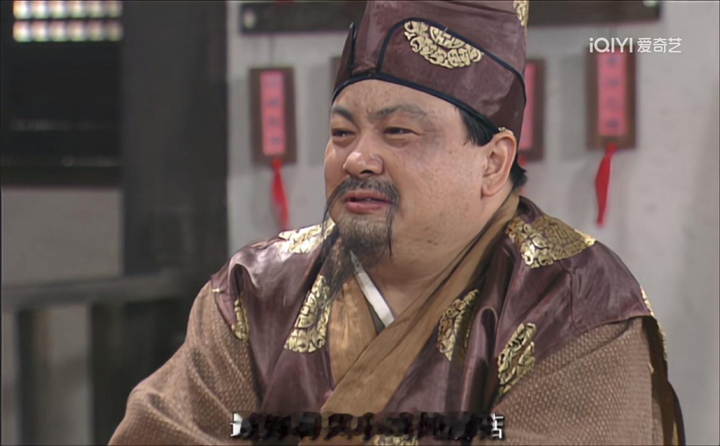 《我为湘玉存大钱》第104集钱掌柜因为私藏小金库被打的鼻青脸肿，而且已经好久没吃