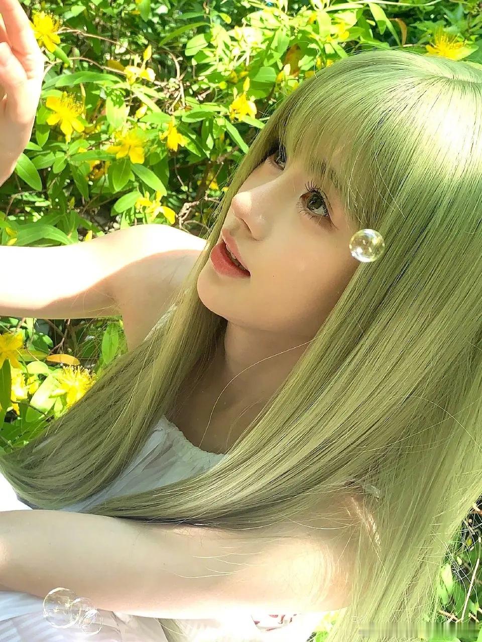 鞠婧祎这组美图，这是降落凡间的精灵吧 ​​​