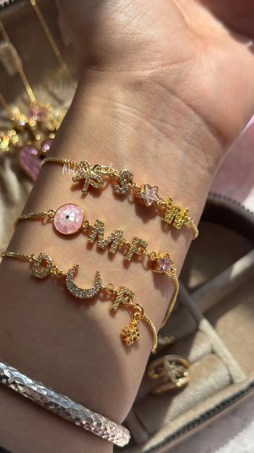 爱与美之神。亚裔 美高 vintage ins