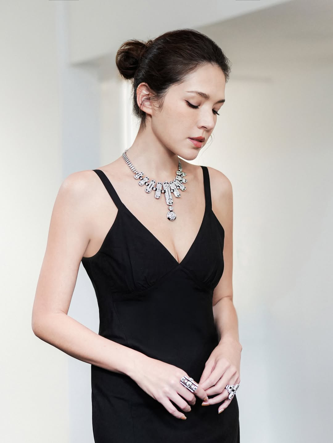 桂纶镁、许玮甯、昆凌、张孝全演绎CHANEL 全新顶级珠宝系列 Signes &