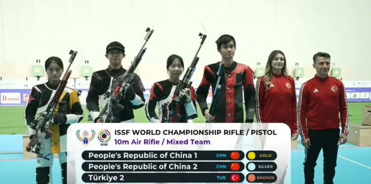 盛李豪/王子菲夺冠！射击世锦赛气步枪混合团体 中国队包揽冠亚军