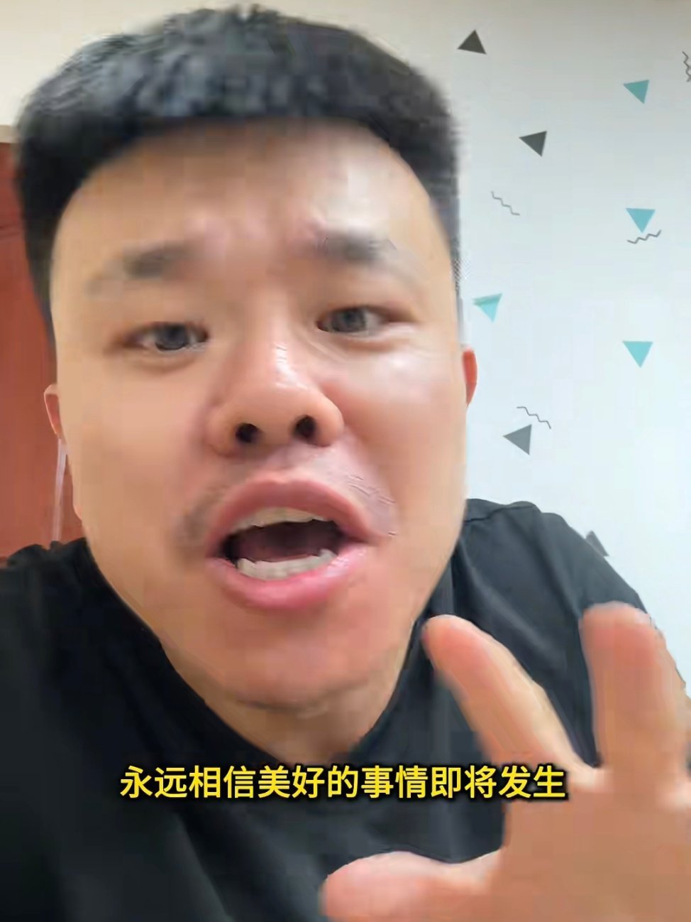 [允悲][允悲][允悲]受不了了。 ​​​