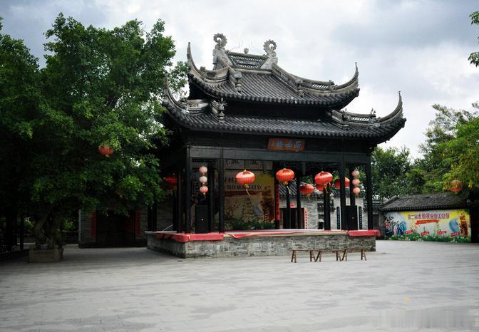 【中山詹园】中山詹园，又名中山大宅门，坐落于中山市南区北台。建于1998年，占地