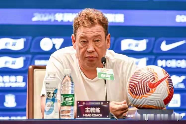 三连败，申花主帅主动离职！
今天中超继续开打，上海申花最终1-3不敌辽宁铁人，遭
