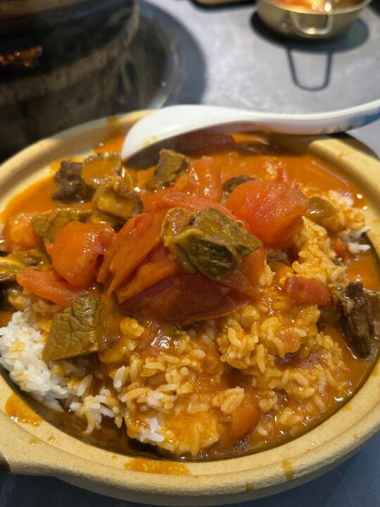 在佳木斯吃到了超好吃的番茄牛腩饭🍅
