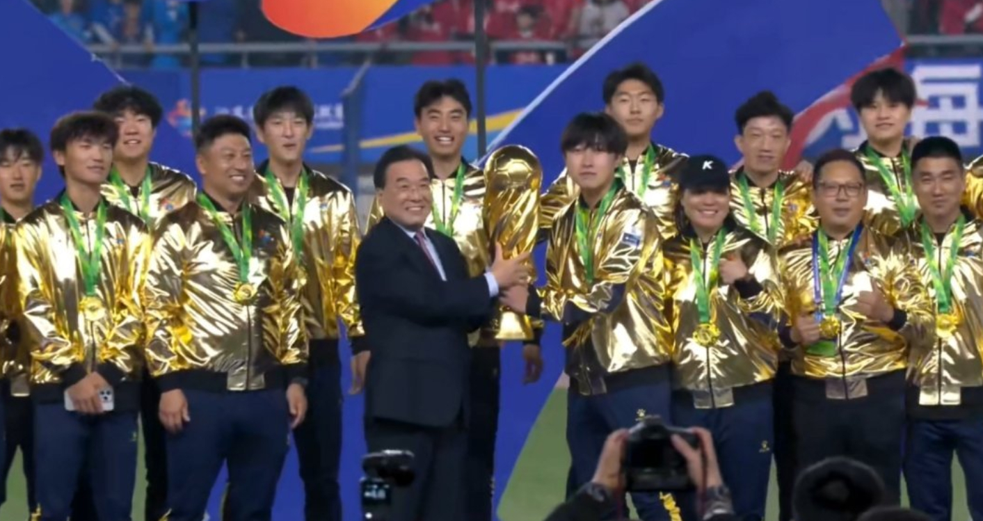 苏超冠军队每人奖50万系谣言针对泰州苏超夺冠，每人将奖励50万的谣言，江苏省体育