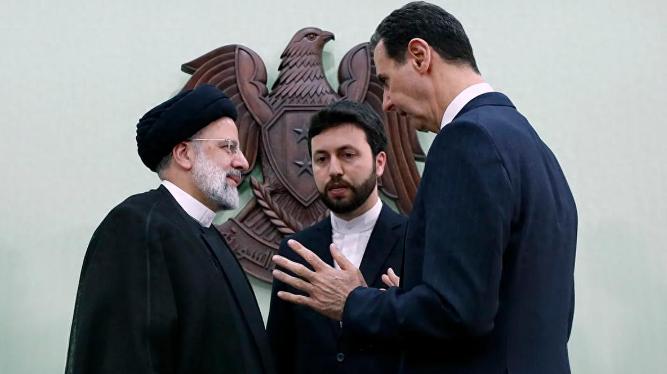 【防弹车轻伤却丧命？阿萨德前顾问疑遭暗杀，伊朗早预警其是间谍】叙利亚前总统阿萨德