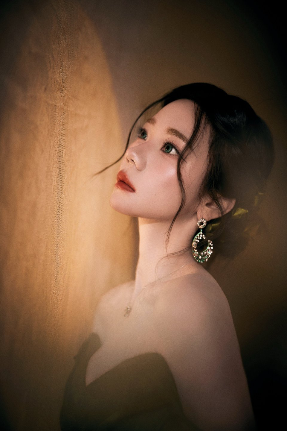 张紫宁～～张紫宁[超话]张紫宁给红毯上难度了 ​​​