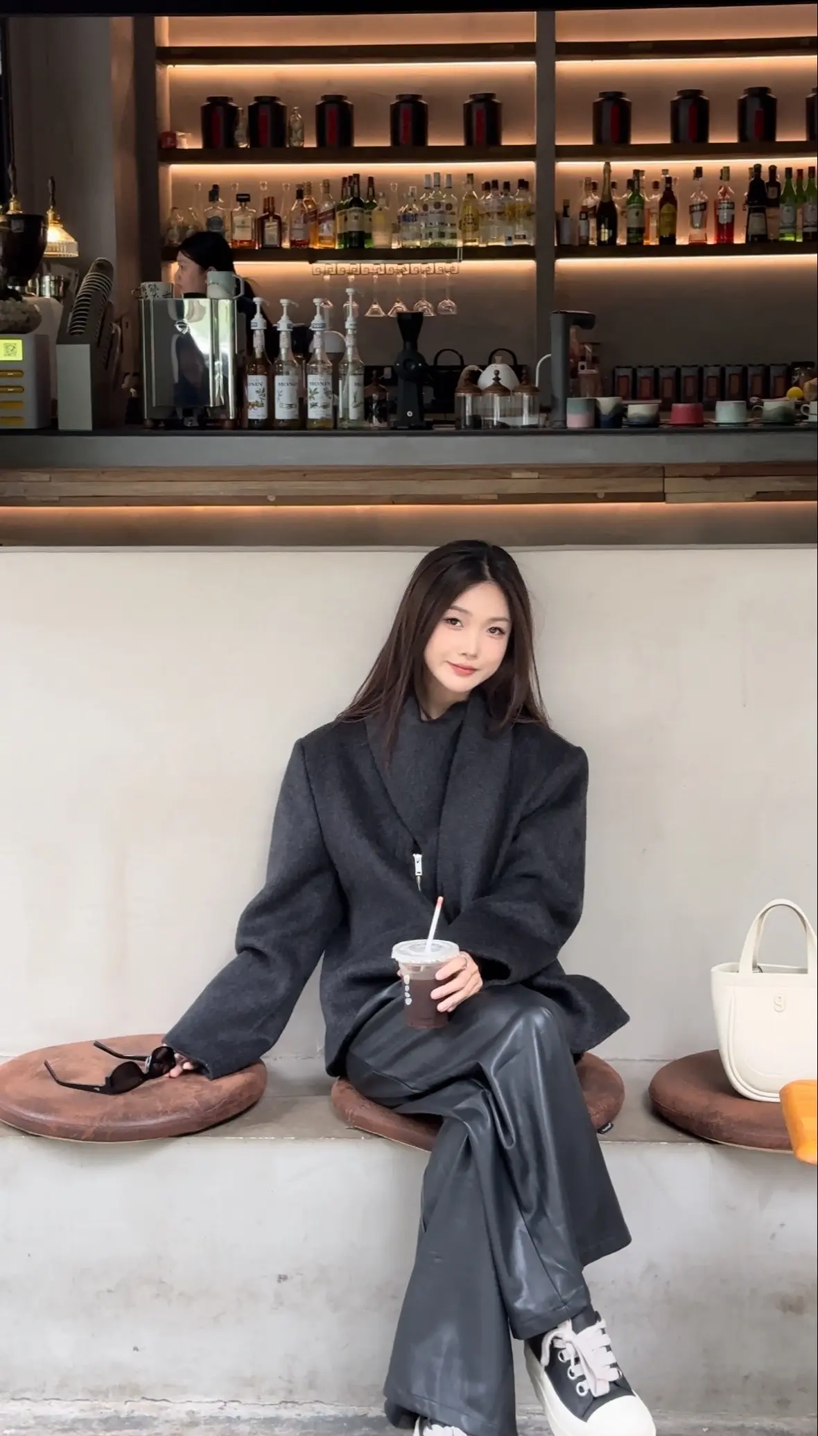 穿给你看。