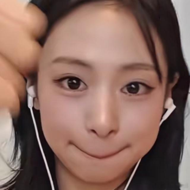 “我是郑雅贤 我郑重拒绝开学！” ​​​