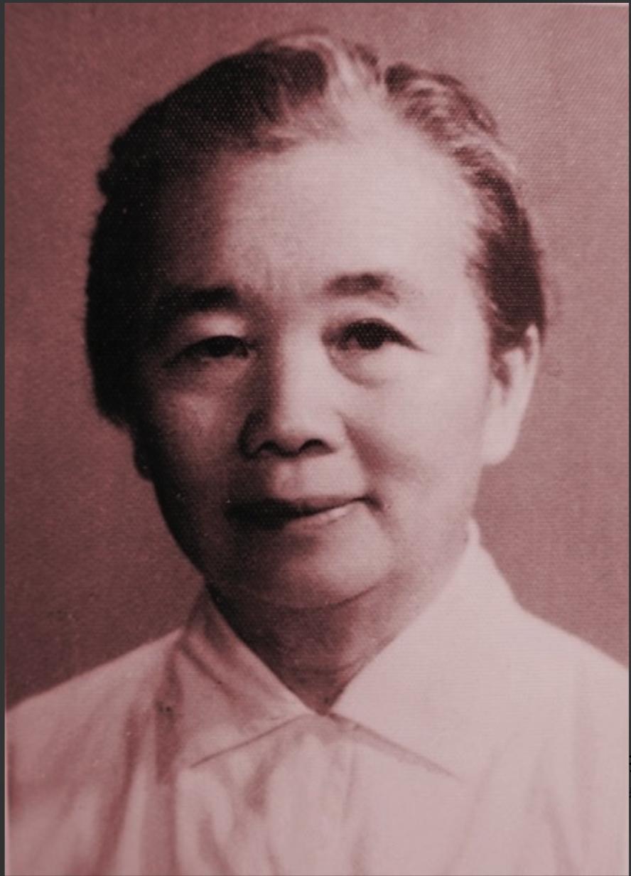 1937年，西路军政治部主任张琴秋被马家军抓捕，马家军旅长问：“你是不是张琴秋？