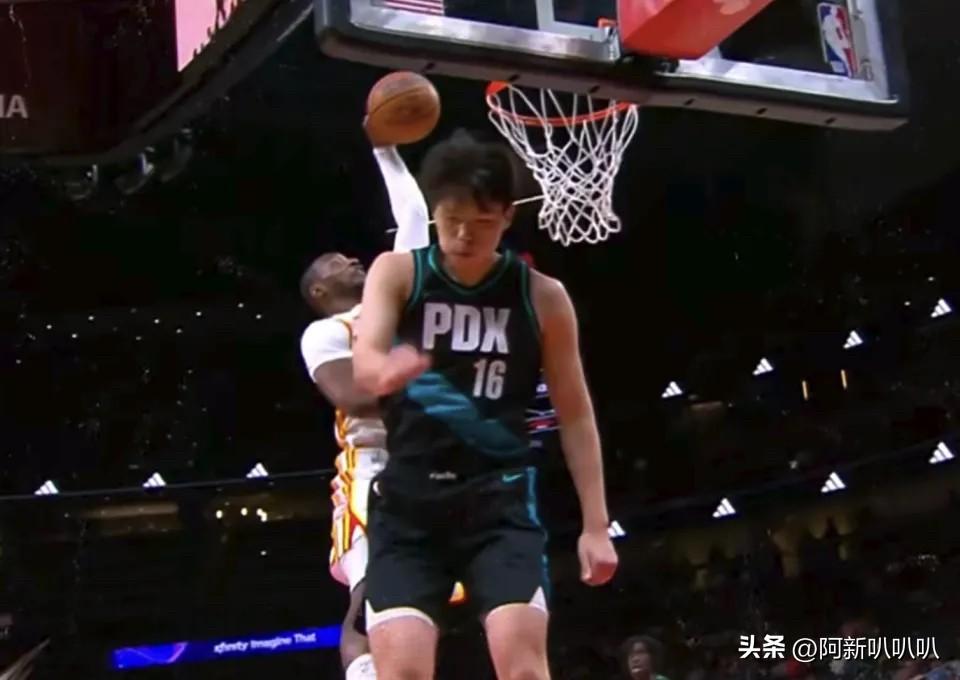 一场34分惨败，让开拓者看清杨瀚森，中国球迷开始理解斯普利特。

北京时间3月2