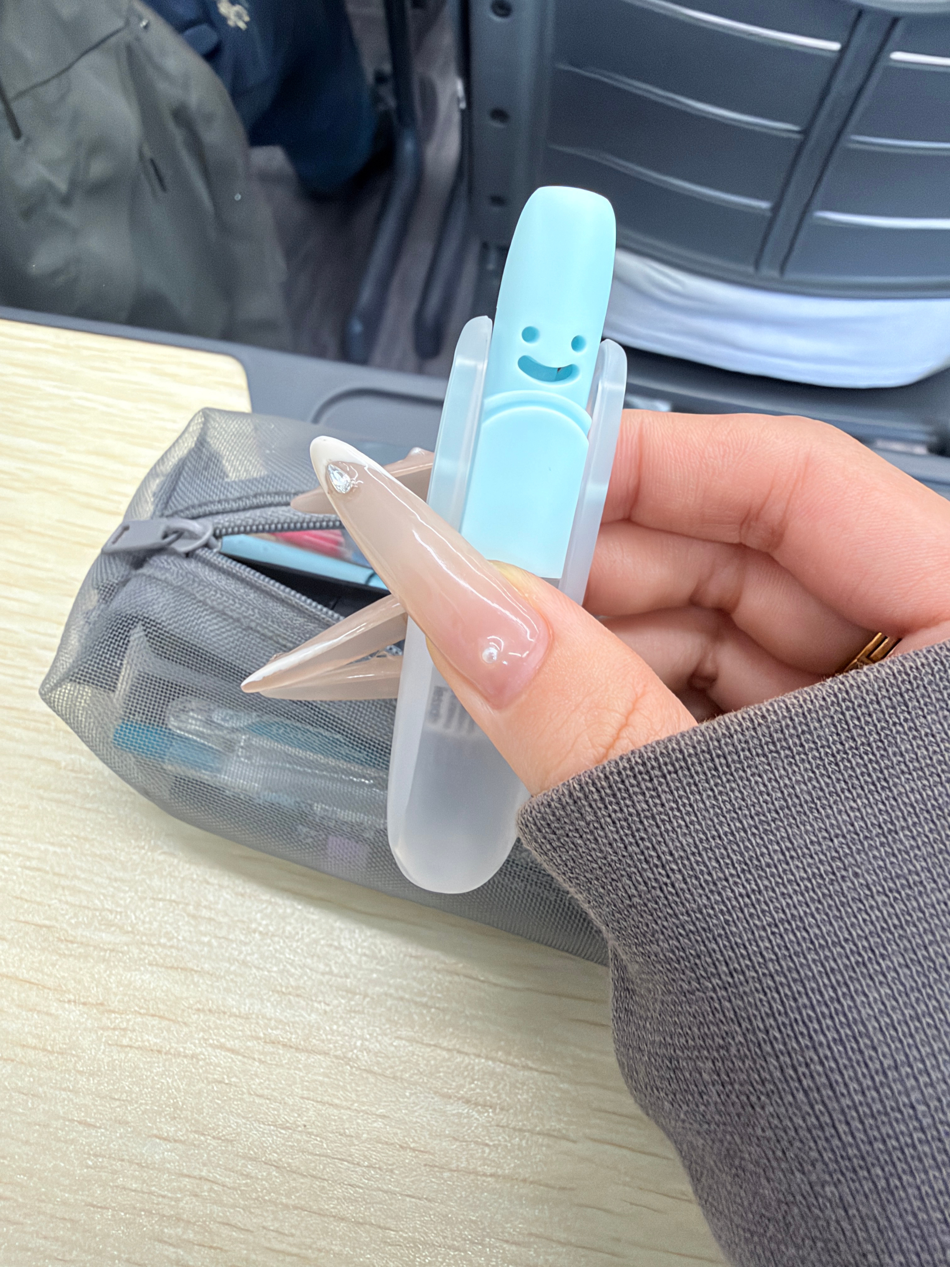 我特么好想哭啊 ​​​