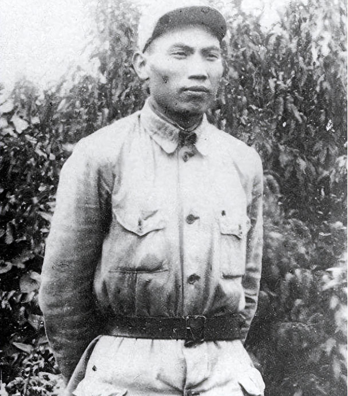 他被七倍敌军包围，率部杀出后林总惊讶：你是团长？27岁的团长？

1945年12