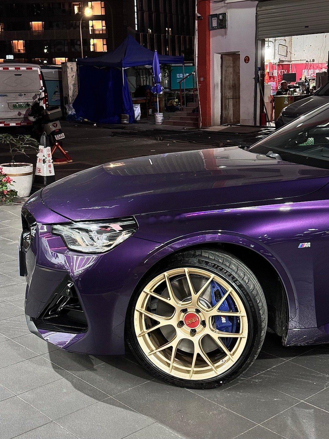 上一次换鞋是五年前，下一次换鞋是五年后 感谢大哥大力支持，宝马M240 更换全新