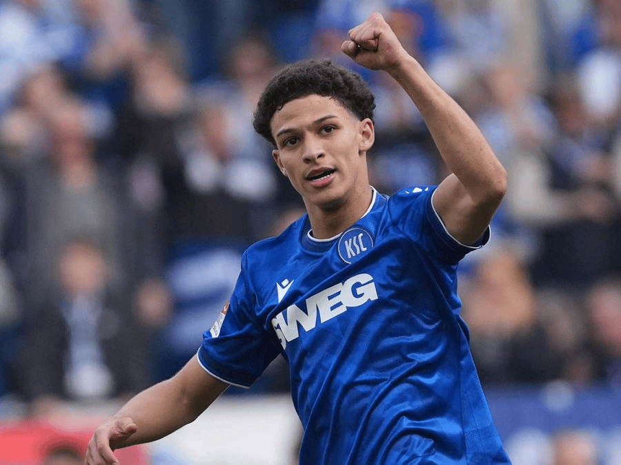 拜仁派球探考察卡尔斯鲁厄19岁前锋，转会费1000-1200万欧