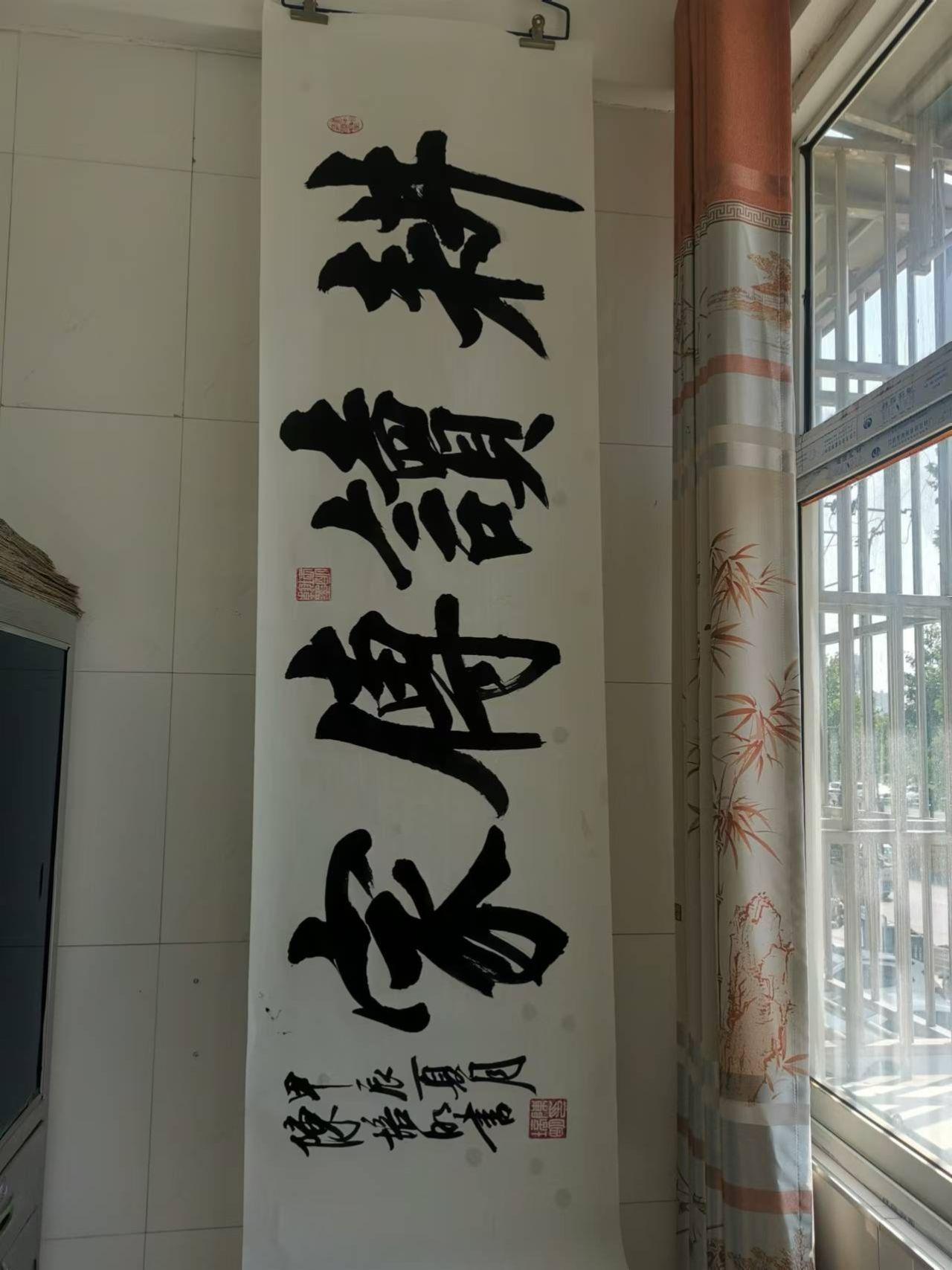 耕读传家”指的是通过在大自然中劳作并在劳作之余读书学习、创作研究、体悟...