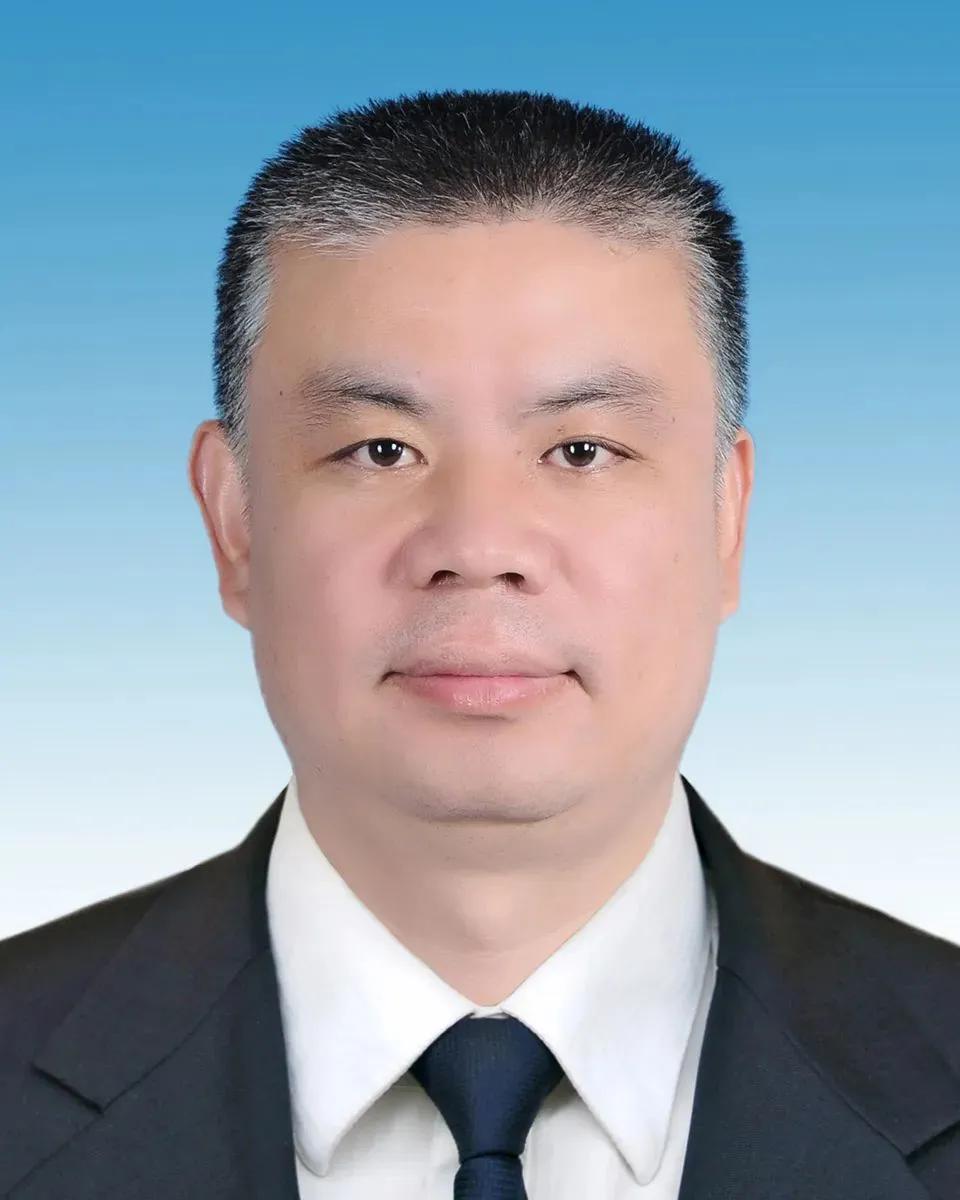 张子民，男，汉族，1973年6月生，中共党员，省委党校大学。
现任冠县县委常委，
