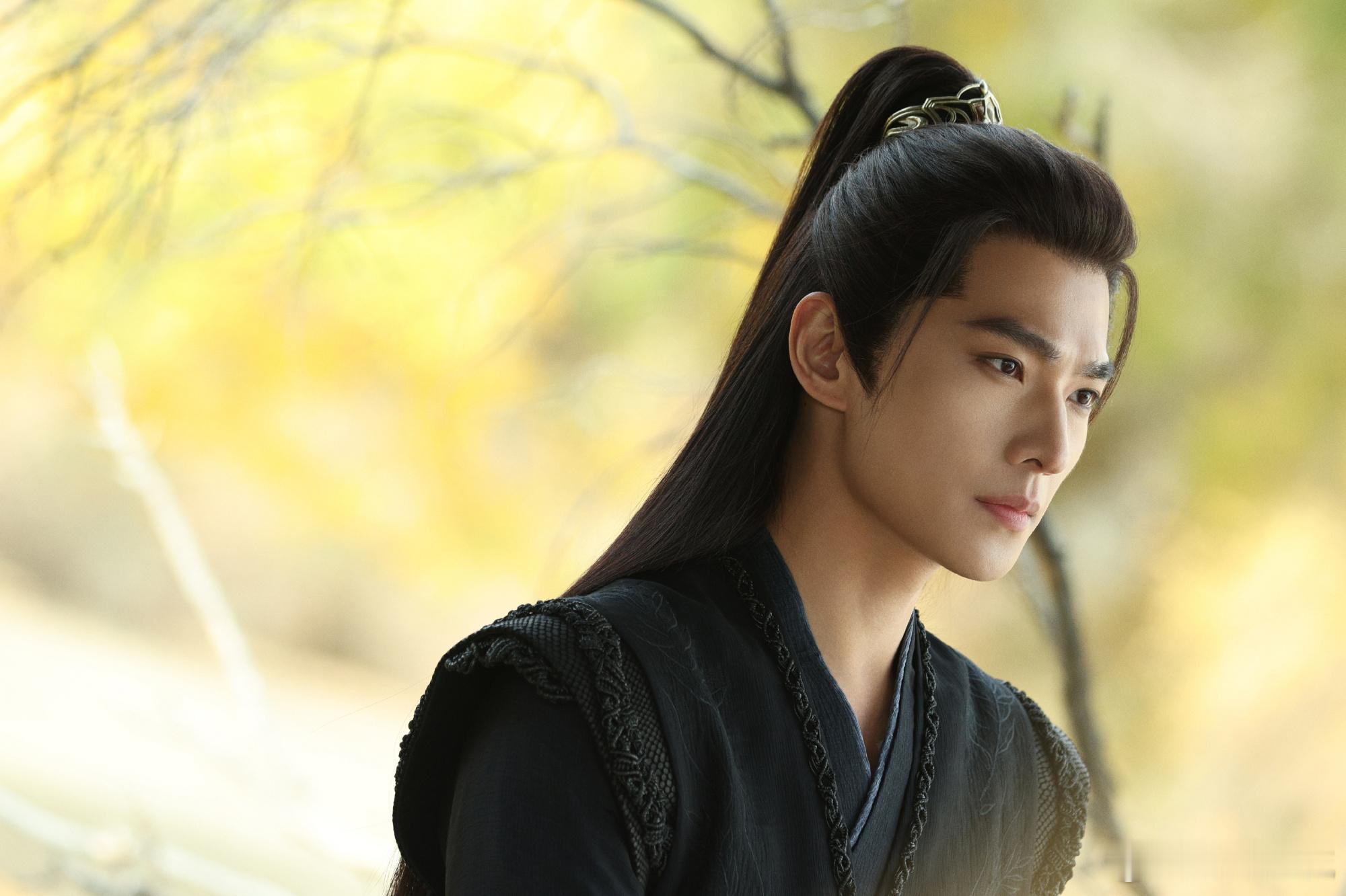 王裕仁看到杨洋第一眼直呼bingo 王裕仁作为《凡人修仙传》总制片人，对韩立理解