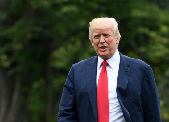 特朗普竟是这番态度？
【新浪财经】当地时间11月10日，美国总统特朗普在接受福克