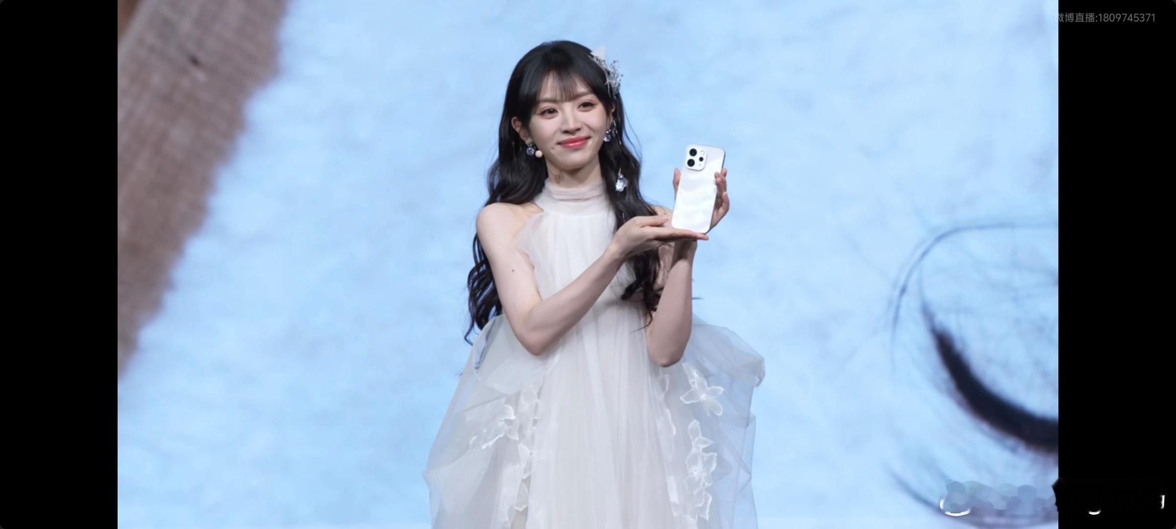 太美了田曦薇跟手机一样甜进我心里