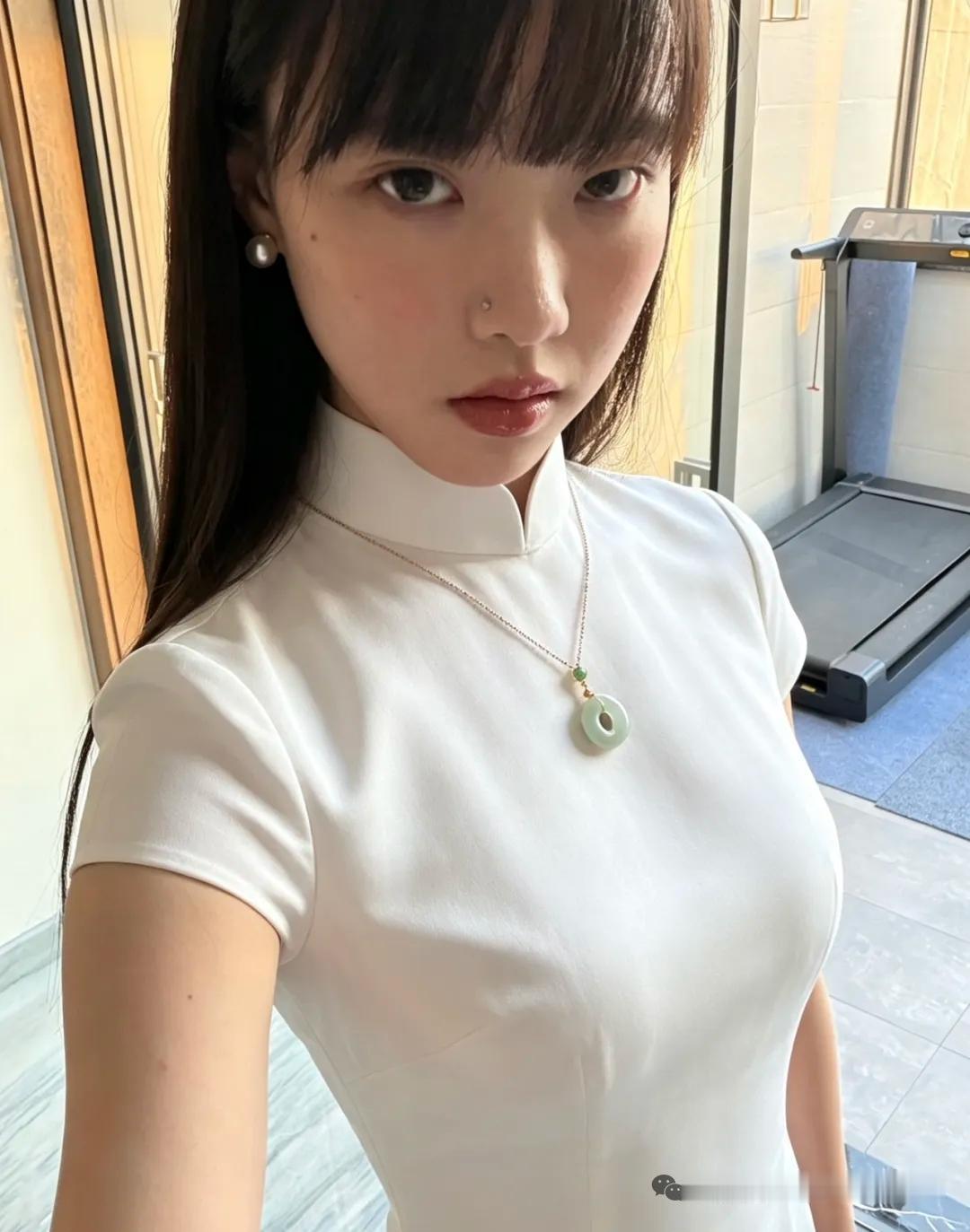 优雅旗袍裙，尽显东方韵味国风范中式旗袍 温婉旗袍穿搭 旗袍国风旗袍 国风礼服旗袍