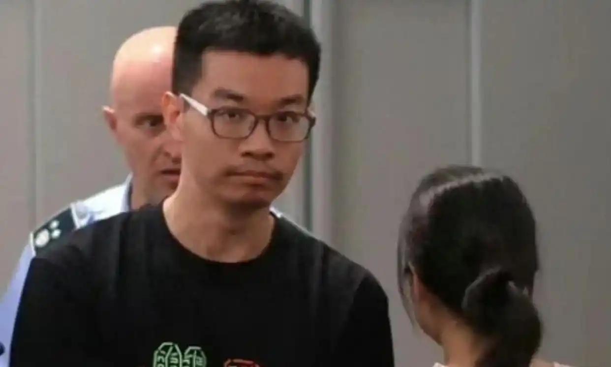 查内鬼，抓间谍！中国当务之急！上海科技人才徐泽伟，夫妻二人前往意大利旅游，刚落地