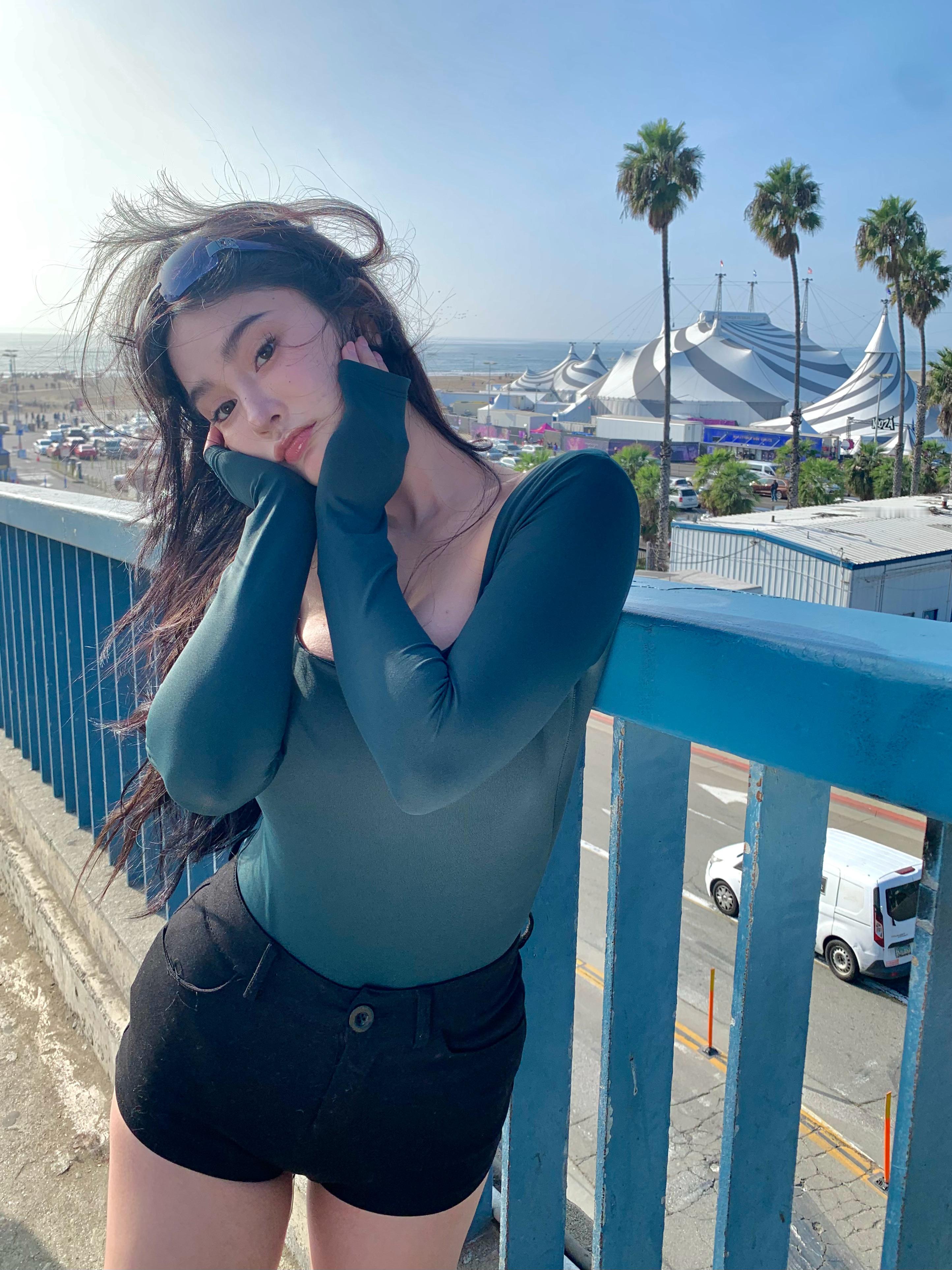 海边摩天轮🎡  ​​​