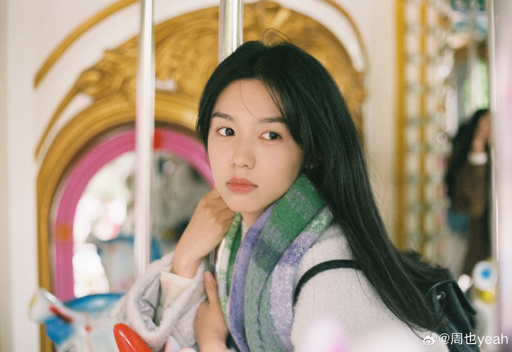 周也不知道蛄蛹什么意思周也的脚趾也表示听不懂 谁懂啊！周也长着一张清冷疏离的高智