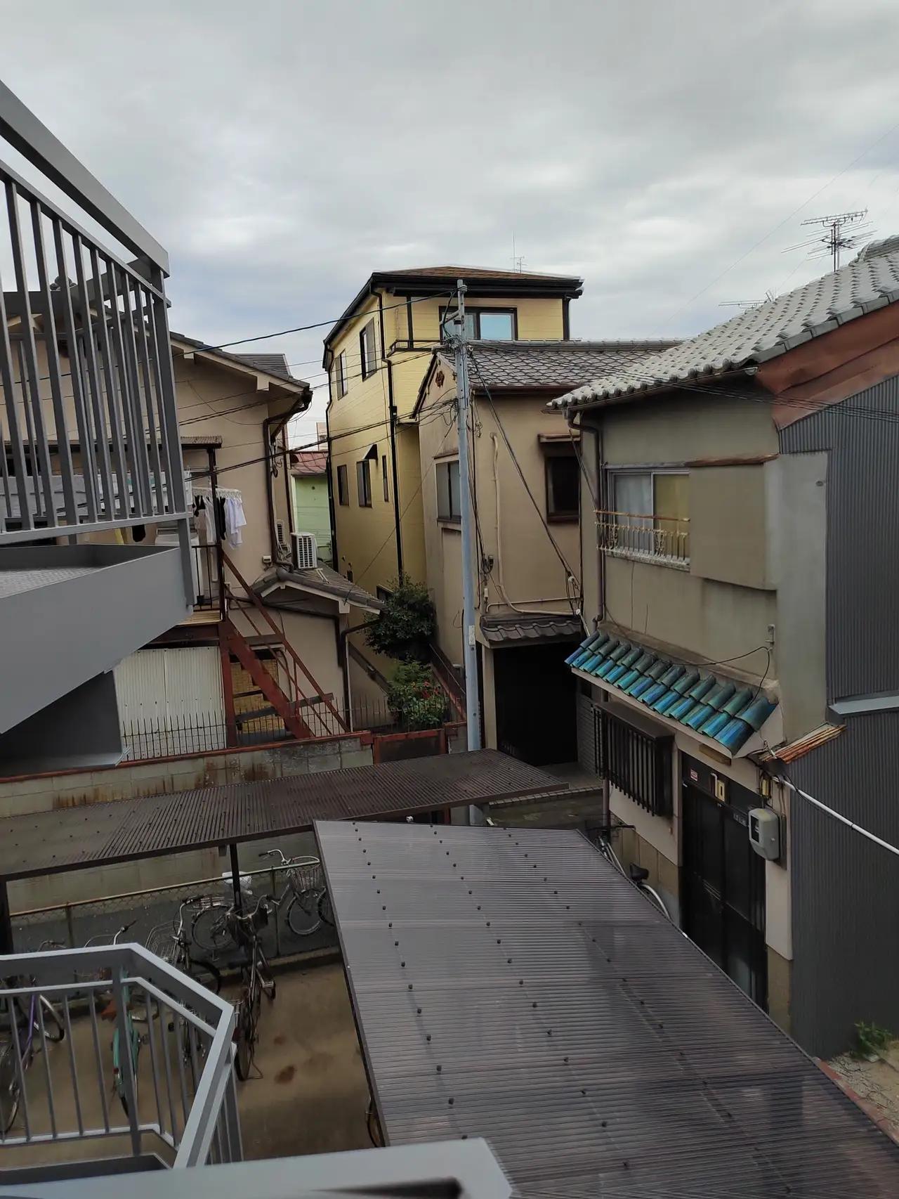 日本大阪行（五）

日本GDP排在世界前三，可你到了大阪一看，满大街跑的都是巴掌