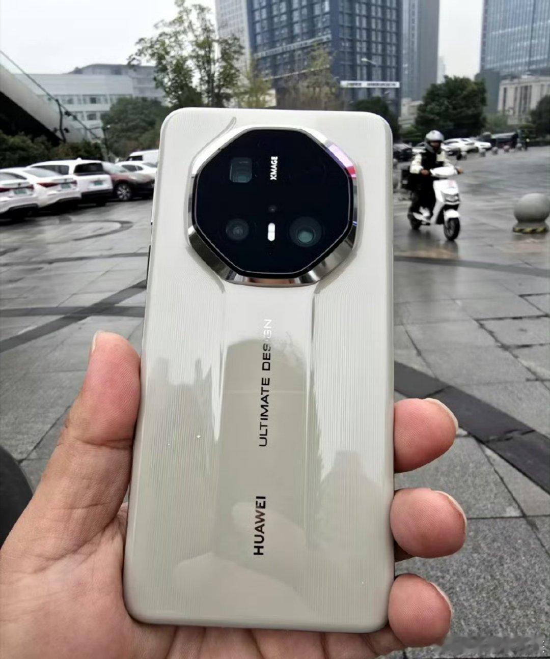 荣耀Magic7保时捷设计 我没有荣耀Magic7保时捷设计，我有荣耀magic