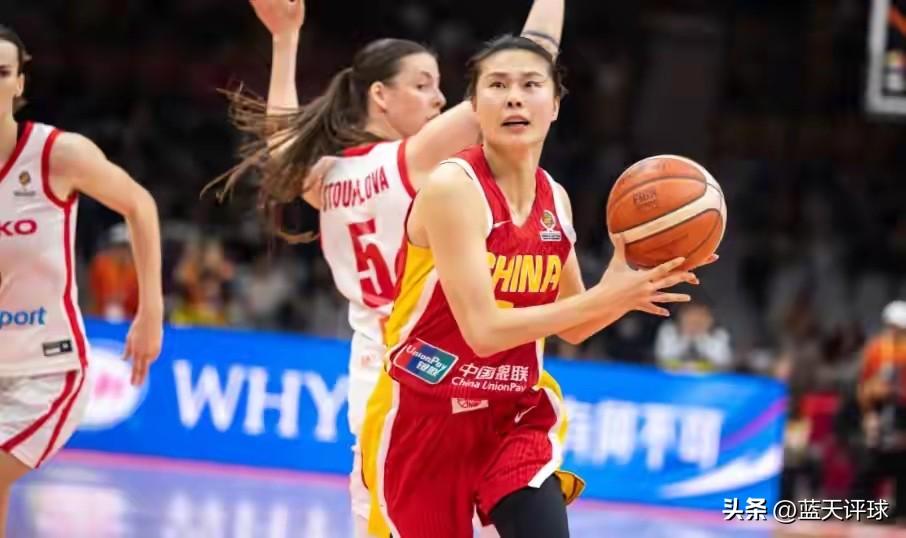 王思雨才是中国女篮真正的核心！

别再争论了，王思雨就是中国女篮的定海神针、攻防