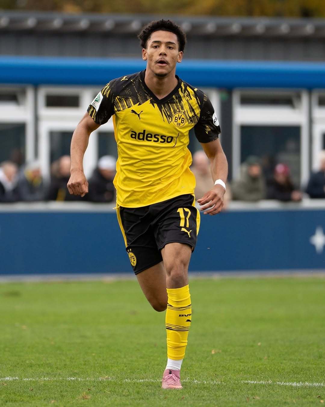 💛🖤多特蒙德U19梯队前锋蒂埃里·塔泽梅塔转会离队👏感谢你身披黄黑战袍的每