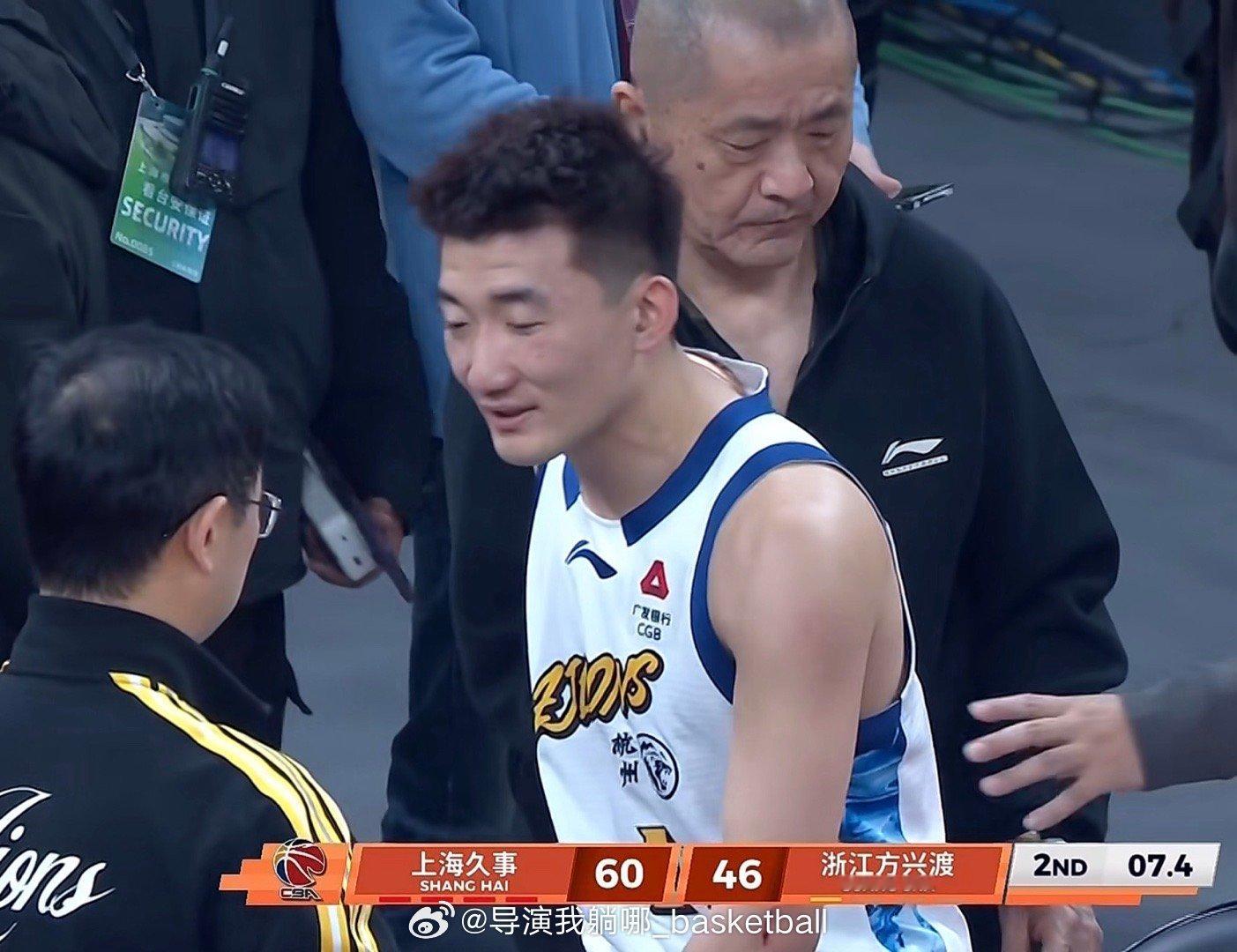 广厦今天是真不防守，半场让上海久事拿了60分 