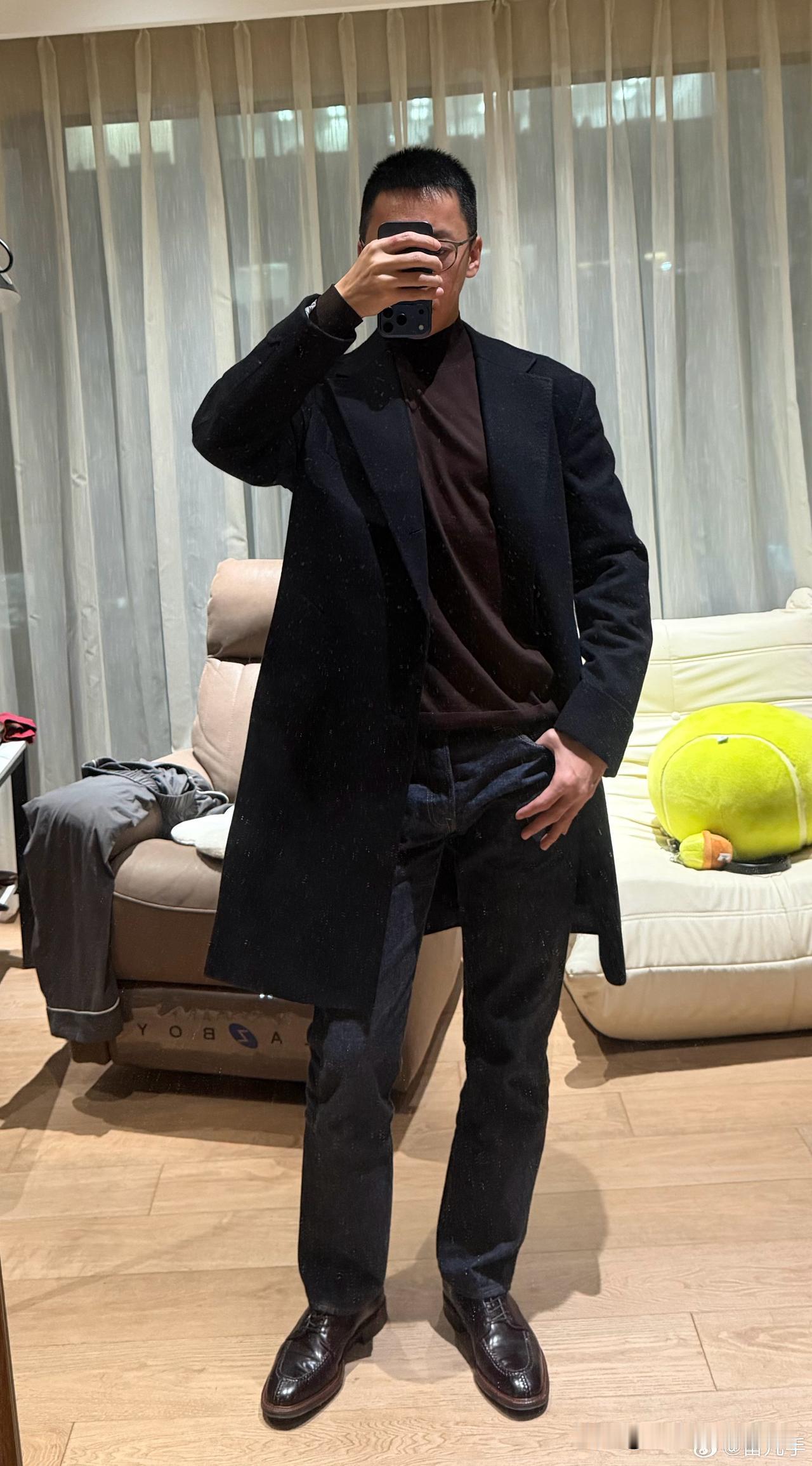 留几手不愧是第一代互联网大网红，对各平台的受众群研究🉐透透的…

他说闫学晶就