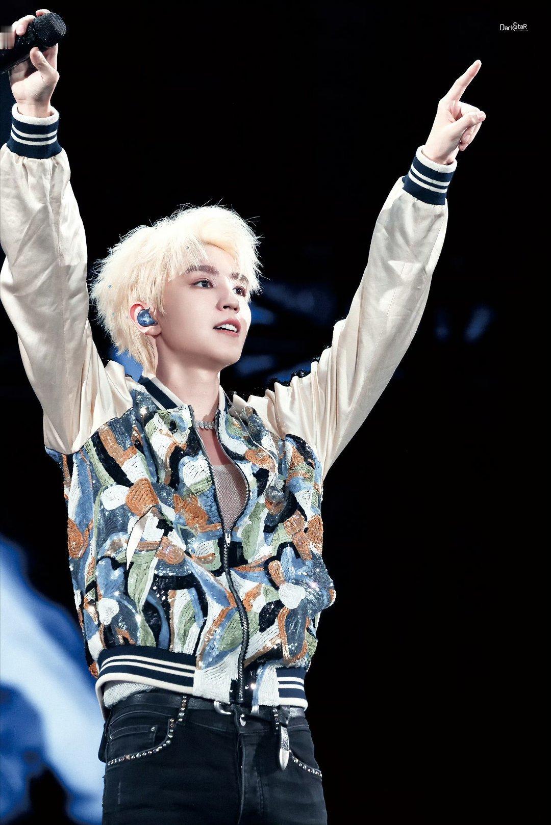 王俊凯💙王俊凯电影刺猬💙💙王俊凯首张同名专辑wjk   💙💙王俊凯演唱