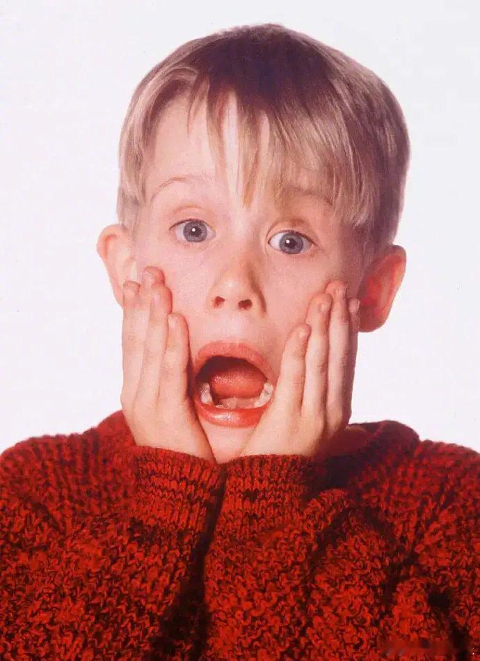 麦考利儿子不知道他是凯文 据外媒，麦考利·卡尔金说他的两个儿子至今都不知道他就是