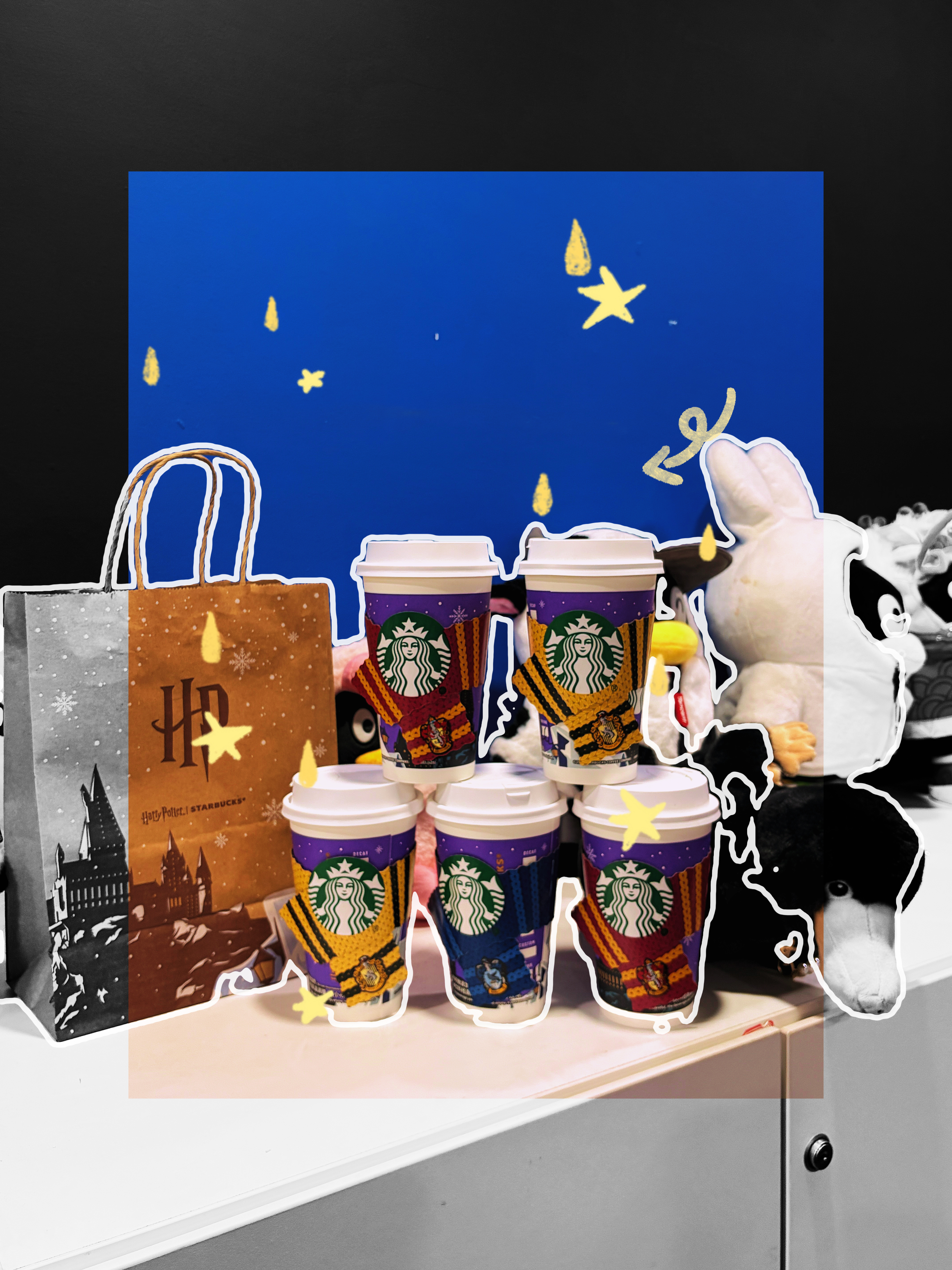 来自星巴克X 哈利波特 魔法庆典系列来了戴上我的🐍院🧣和嗅嗅，拿上接骨木魔杖